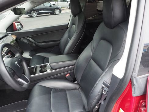 Used 2020 Tesla Model Y Performance AWD/4WD image 13