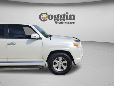Used 2013 Toyota 4Runner SR5 RWD image 32