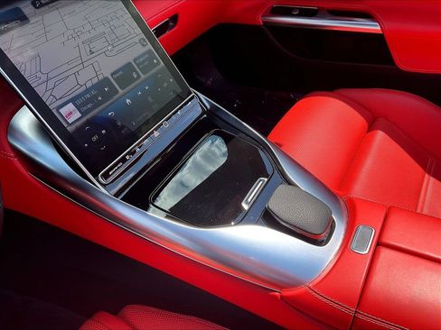 Used 2022 Mercedes-Benz SL 63 AMG 4MATIC image 16