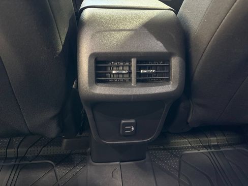 Used 2022 Chevrolet Equinox LT AWD/4WD image 33