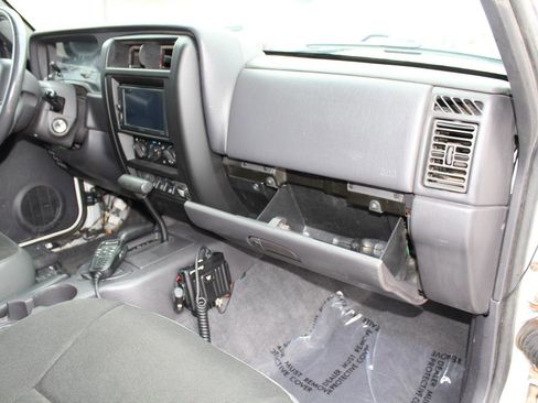 Used 2001 Jeep Cherokee Sport image 70