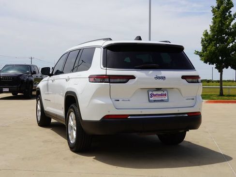 Used 2023 Jeep Grand Cherokee L Limited AWD/4WD image 7
