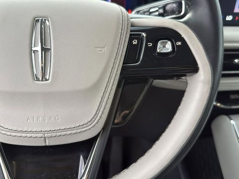 Used 2025 Lincoln Aviator Reserve w/ Illumination Package image 16