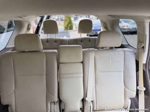Used 2018 Lexus GX 460 Premium w/ Premium Package AWD/4WD image 32