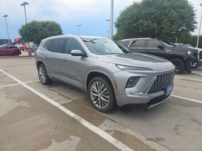 Used 2025 Buick Enclave Avenir w/ Trailering Package, 5000 lbs.