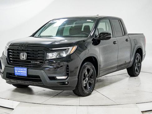 Used 2023 Honda Ridgeline Black Edition image 3