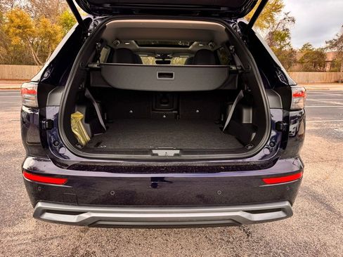 New 2026 Mitsubishi Outlander SEL image 13