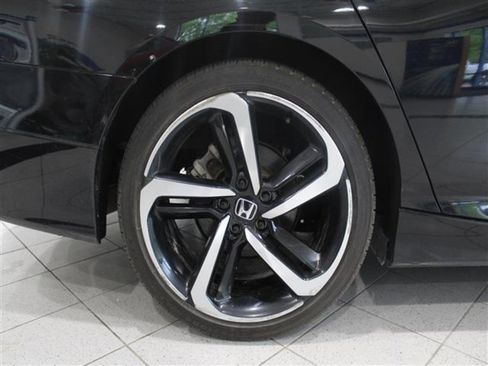 Certified 2022 Honda Accord Sport image 11