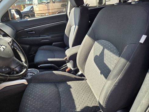 Used 2011 Mitsubishi Outlander Sport SE AWD/4WD image 15
