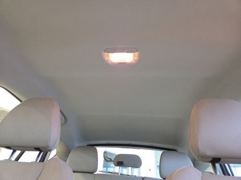 Used 2023 Subaru Impreza Premium image 14