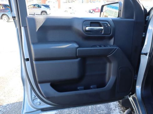 Used 2024 Chevrolet Silverado 1500 Custom Trail Boss w/ LPO, Dark Essentials Package image 11