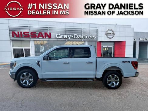 Used 2022 Ford F150 XLT w/ Equipment Group 302A High image 4