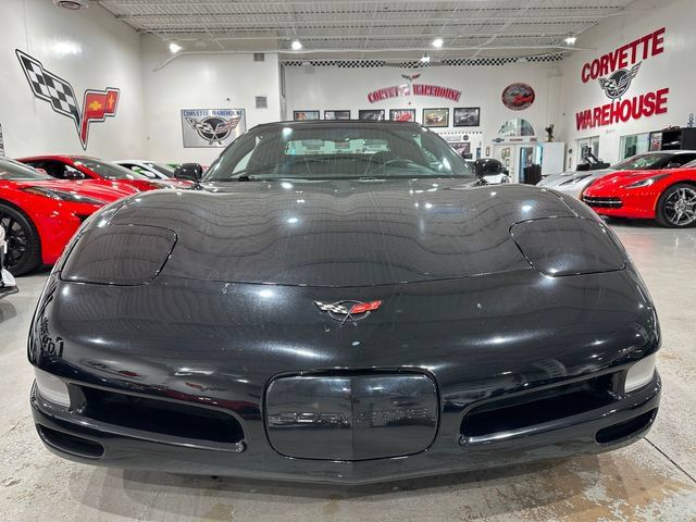 Used 2004 Chevrolet Corvette Convertible w/ Preferred Equipment Group RWD image 20
