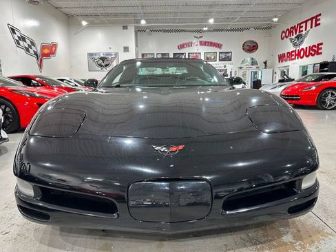 Used 2004 Chevrolet Corvette Convertible w/ Preferred Equipment Group RWD image 20