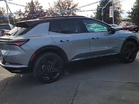 New 2026 Chevrolet Equinox EV RS image 8