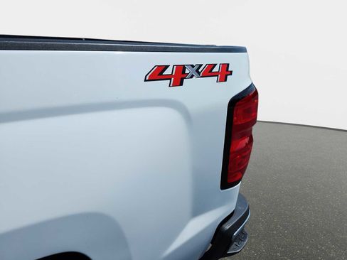 Used 2019 Chevrolet Silverado 2500 W/T w/ Snow Plow Prep Package AWD/4WD image 16