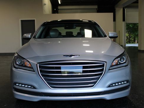 Used 2016 Hyundai Genesis 3.8 w/ Option Group 04 RWD image 7
