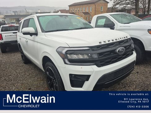 Used 2024 Ford Expedition Limited image 1