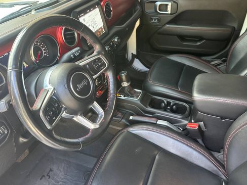 Used 2021 Jeep Gladiator Rubicon AWD/4WD image 11
