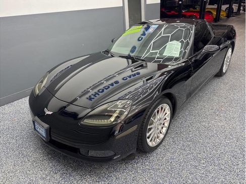 Used 2013 Chevrolet Corvette Coupe w/ 3LT Preferred Equipment Group RWD image 5