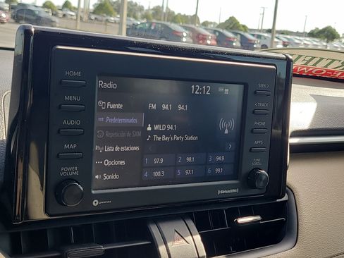 Certified 2022 Toyota RAV4 LE image 22