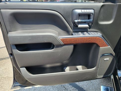 Used 2018 GMC Sierra 1500 SLT w/ SLT Premium Package AWD/4WD image 19