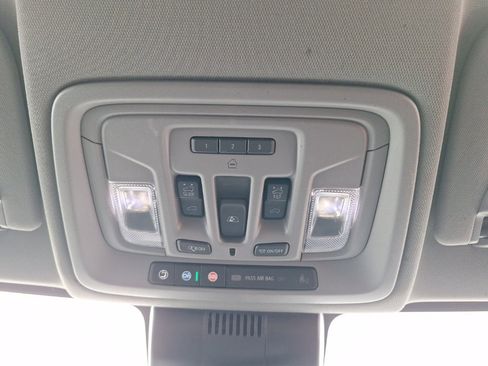 Used 2024 GMC Sierra 2500 Denali w/ Denali Reserve Package image 14