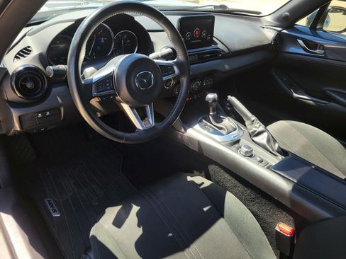 Used 2020 MAZDA MX-5 Miata RF Club image 13