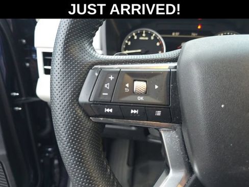 Used 2025 Mitsubishi Outlander SE FWD image 15
