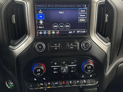 Used 2019 Chevrolet Silverado 1500 LT Trail Boss AWD/4WD image 20