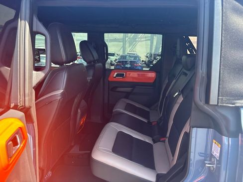 Used 2024 Ford Bronco Wildtrak AWD/4WD image 11