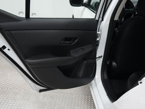 Used 2024 Nissan Sentra SV image 19