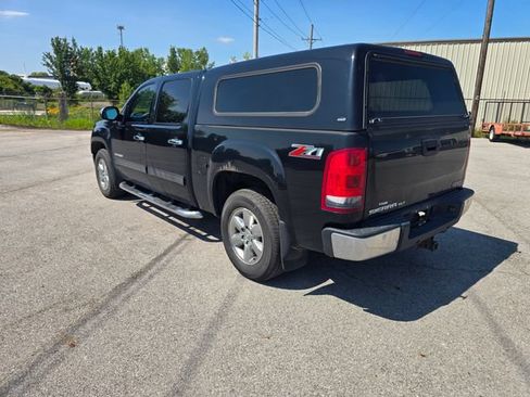 Used 2012 GMC Sierra 1500 SLT w/ LPO, Deluxe Chrome Package AWD/4WD image 5