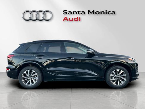 New 2025 Audi Q6 e-tron Premium image 7