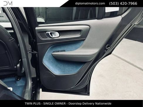 Used 2023 Volvo C40 P8 Recharge Plus AWD/4WD image 27