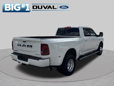 Used 2026 RAM 3500 Laramie AWD/4WD image 2