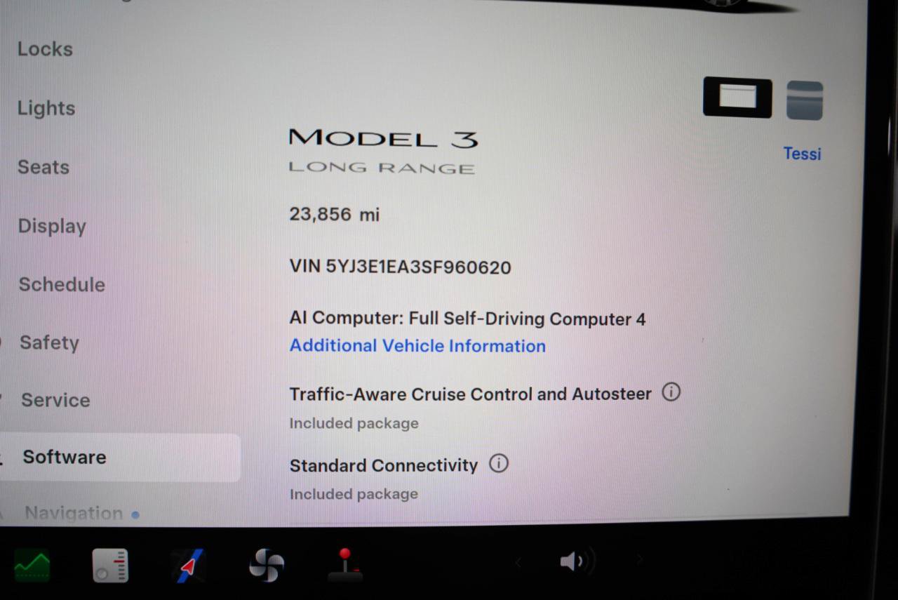 Used 2025 Tesla Model 3 Long Range RWD image 18