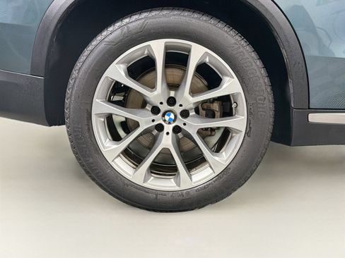 Used 2024 BMW X5 xDrive40i w/ Premium Package AWD/4WD image 36
