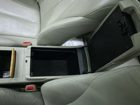 Used 2007 Toyota Camry V6 image 24