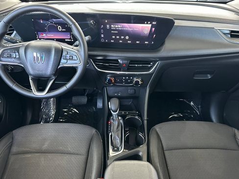 Certified 2025 Buick Encore GX Preferred FWD image 16