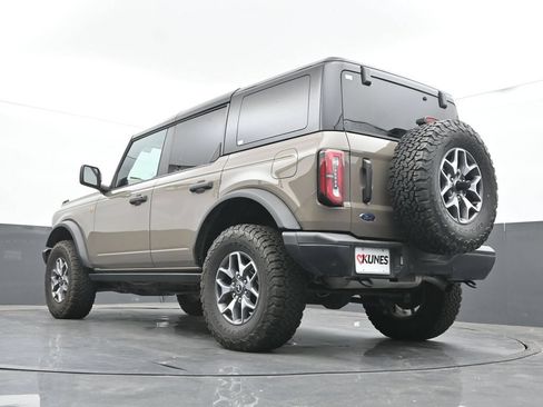 Used 2025 Ford Bronco Badlands AWD/4WD image 49