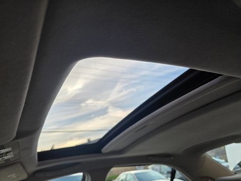 Used 2007 Acura RL AWD/4WD image 25