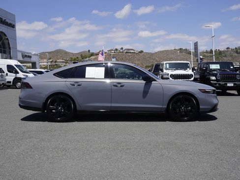 Used 2023 Honda Accord Sport image 3