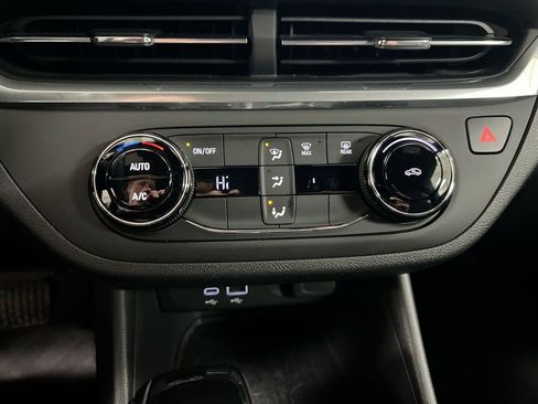 Certified 2024 Buick Envista Preferred image 16