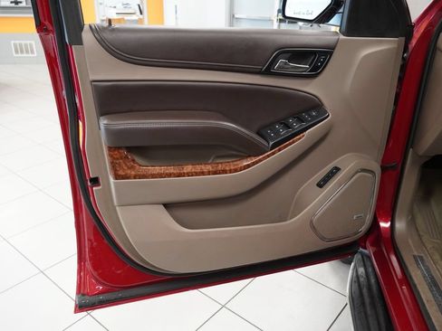 Used 2015 Chevrolet Suburban LTZ AWD/4WD image 6