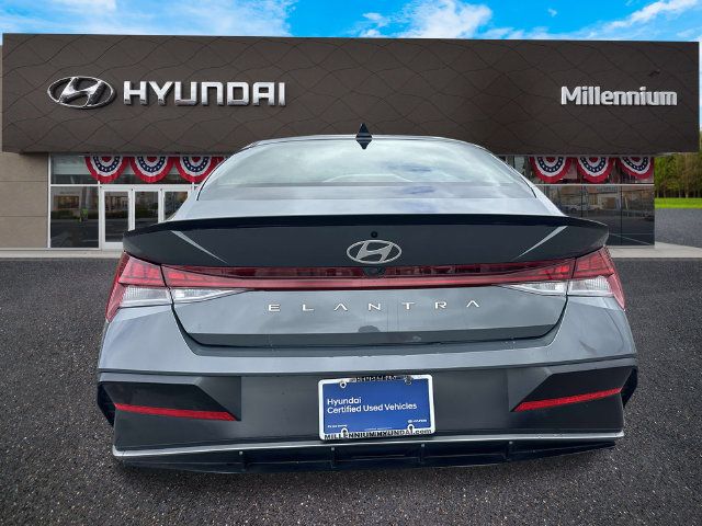 Certified 2026 Hyundai Elantra SEL Sport Premium FWD image 5
