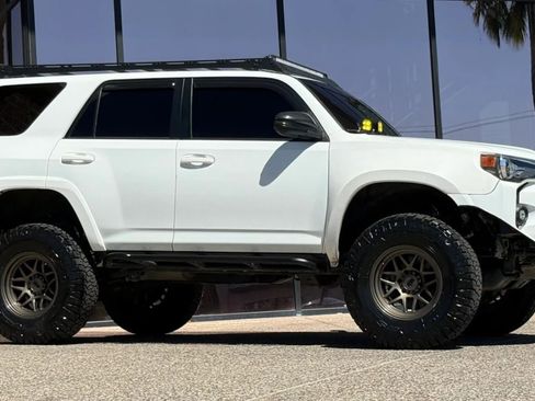 Used 2023 Toyota 4Runner SR5 Premium image 16