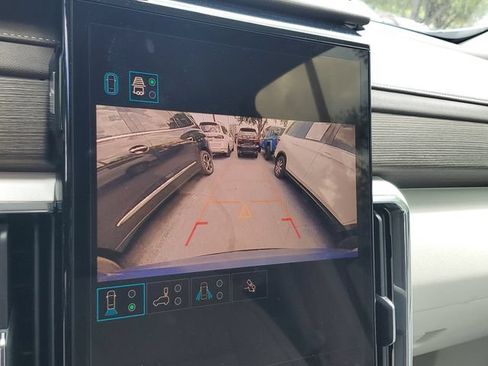 Used 2024 GMC Acadia Denali w/ Super Cruise Package FWD image 21