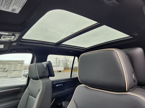 New 2026 Chevrolet Tahoe Premier image 19