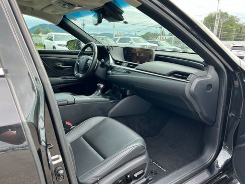 Used 2021 Lexus ES 350 w/ Premium Package FWD image 12